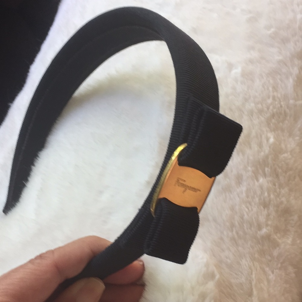 Ferragamo bow navy blue headband vintage
